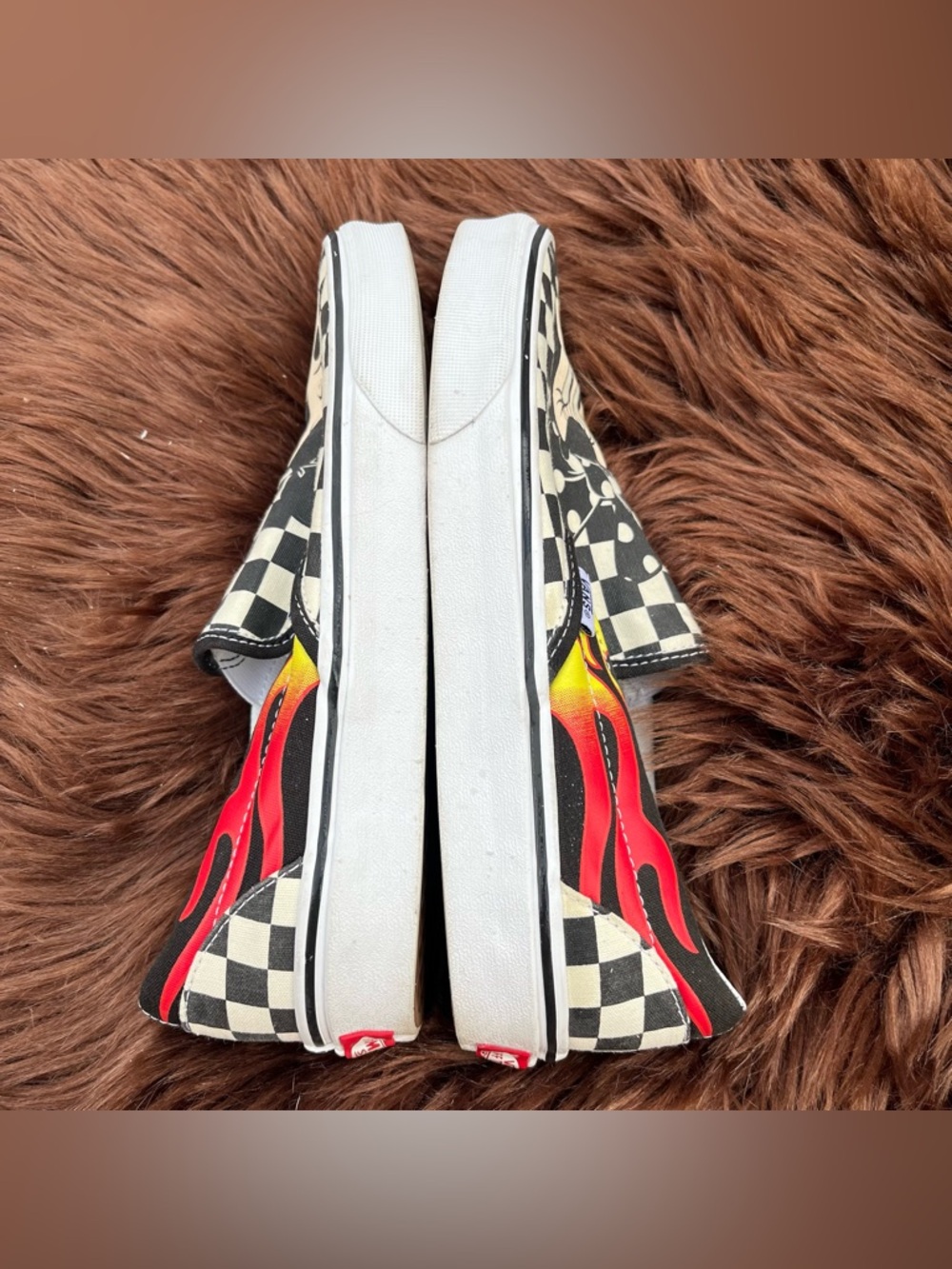 Disney x Vans Mickey and Minnie Canvas Sneakers - Picture 10 of 14